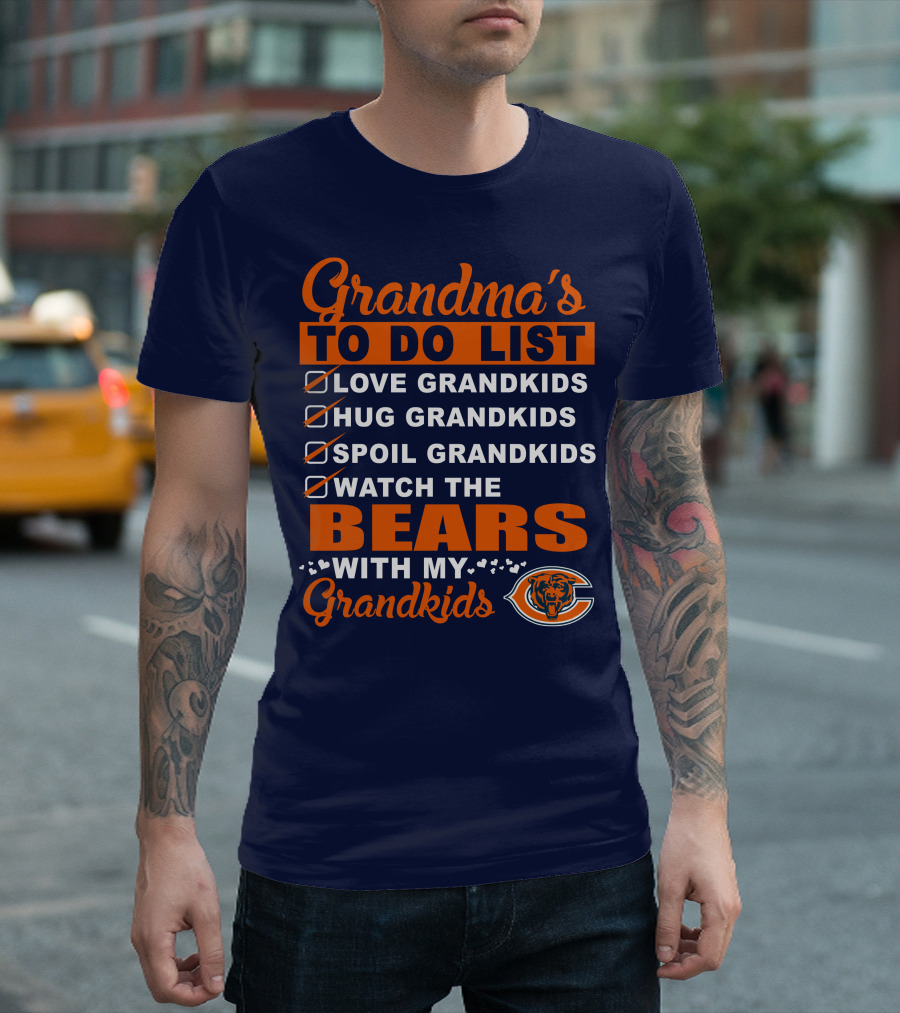 Grandma's To Do List Love Hug Spoil Watch The Bears With My Grandkids Chicago Bears T-Shirt
