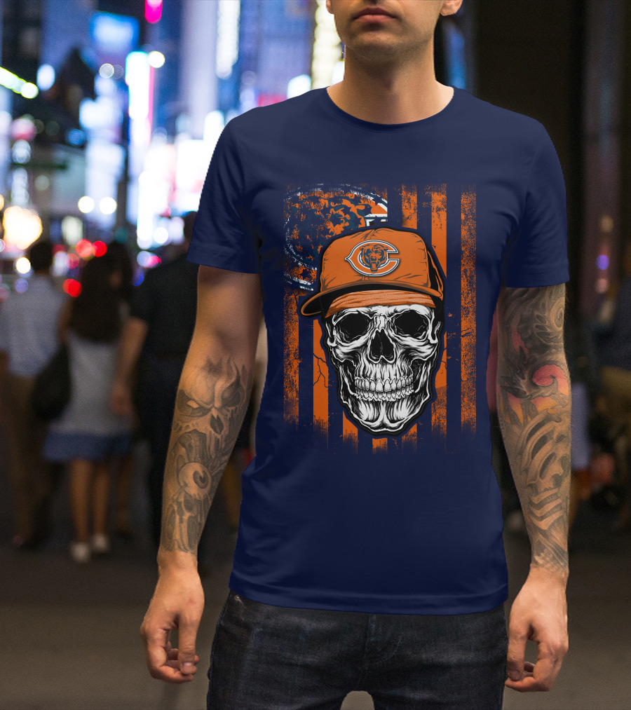 Skull V1 Chicago Bears Fan Skull Wearing Team Cap With Logo And Flag T-Shirt