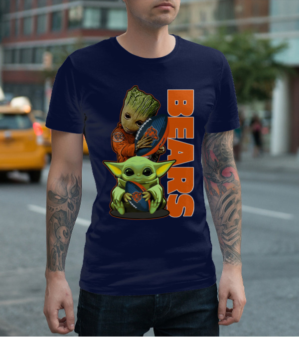 Grzd CHICAGO BEARS Baby Groot And Baby Yoda Football T-Shirt