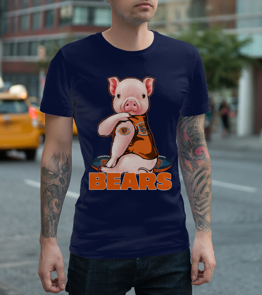 Pig in Chicago Bears Jersey with Football and Logo BEARS T-Shirt