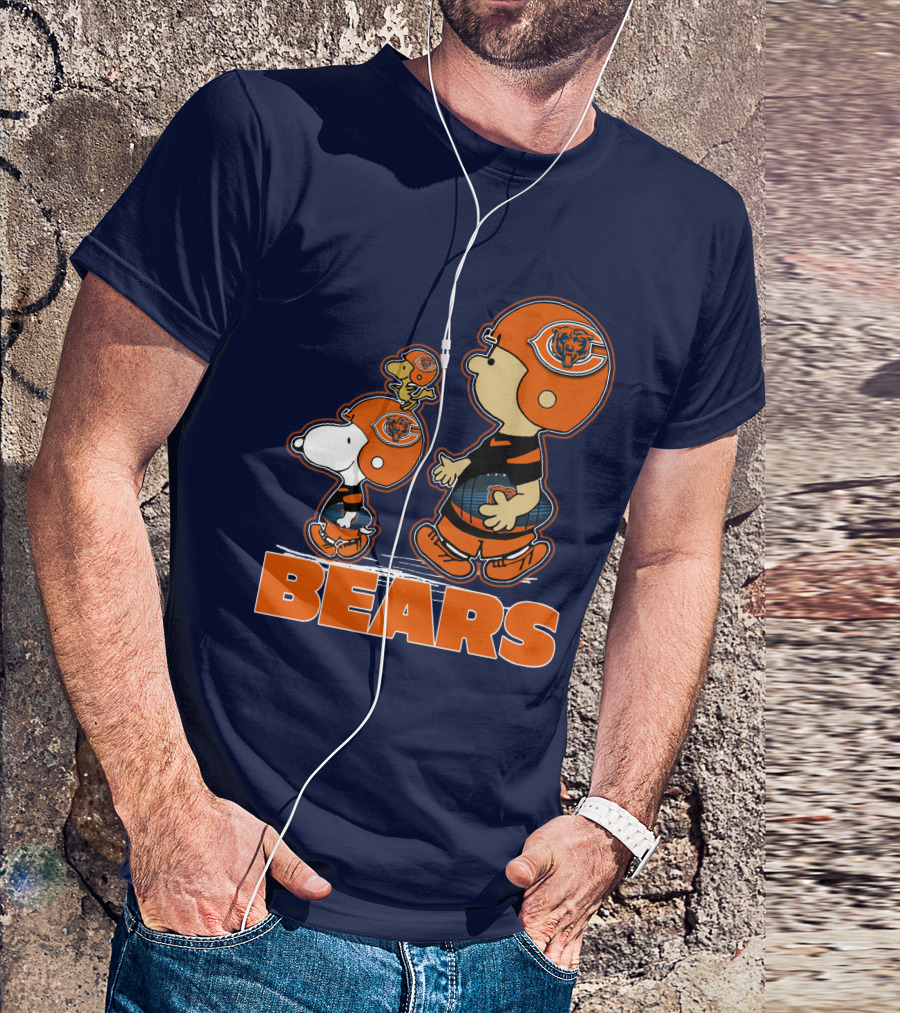 Snpfootball CHICAGO BEARS Characters With Helmets T-Shirt