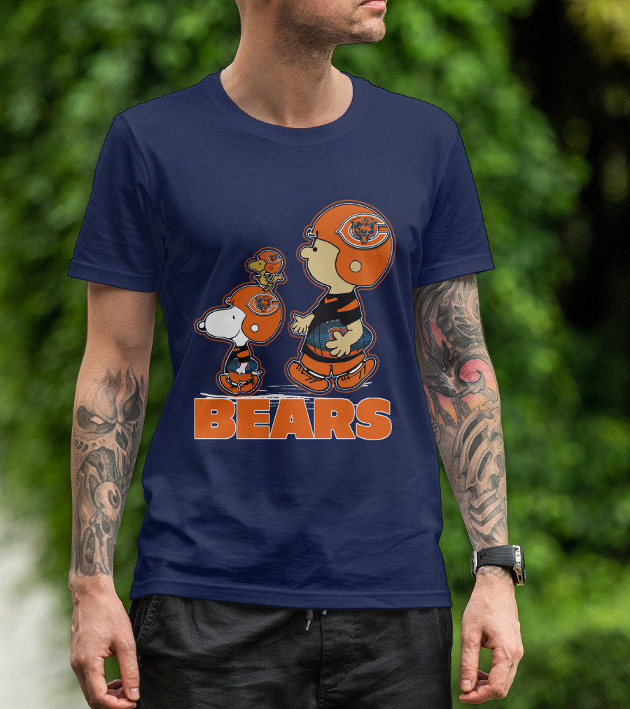 Snpfootball CHICAGO BEARS Characters With Helmets T-Shirt