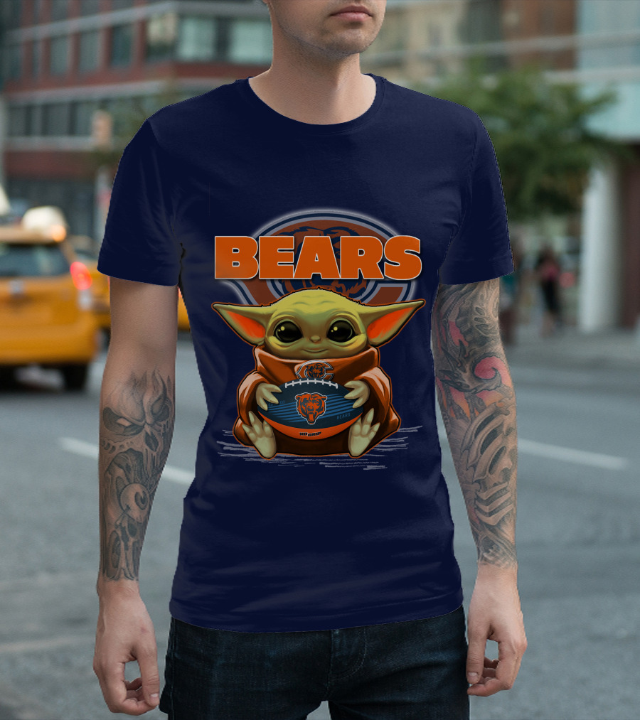 Yoda BEARS Baby Holding Chicago Football T-Shirt