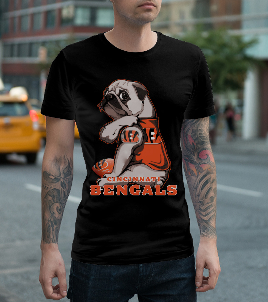 Cincinnati Bengals Pug Football T-Shirt