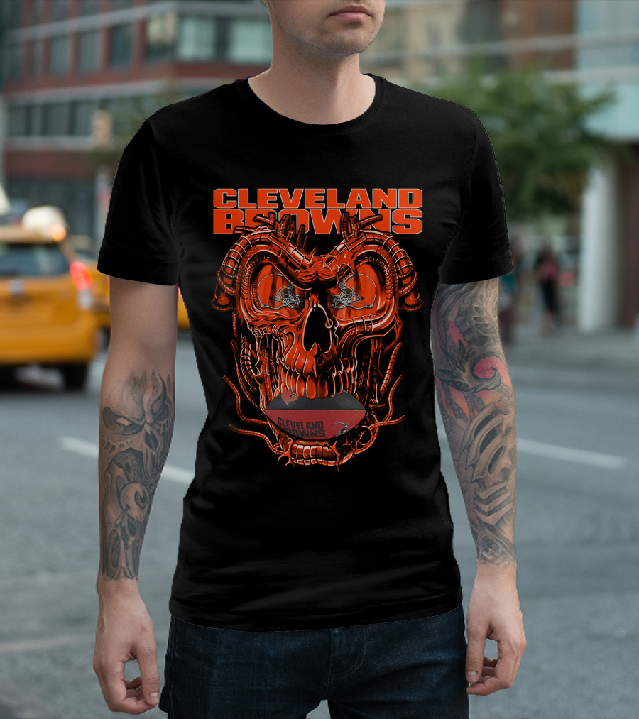 Dragonskull CLEVELAND BROWNS Helmet Skull Football T-Shirt