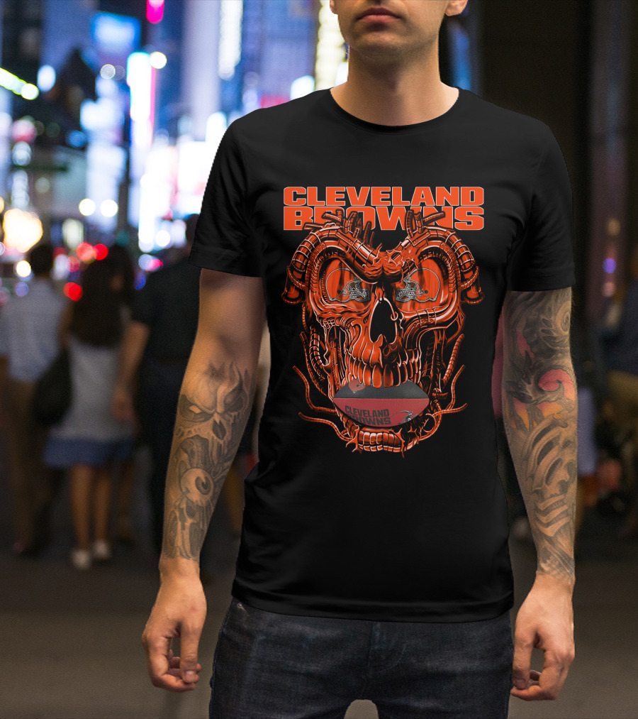 Dragonskull CLEVELAND BROWNS Helmet Skull Football T-Shirt