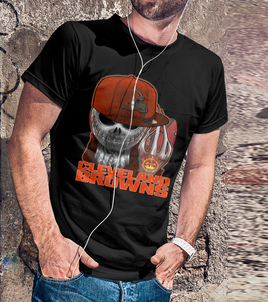 Cleveland Browns Jackskull Halloween Pumpkin Football T-Shirt