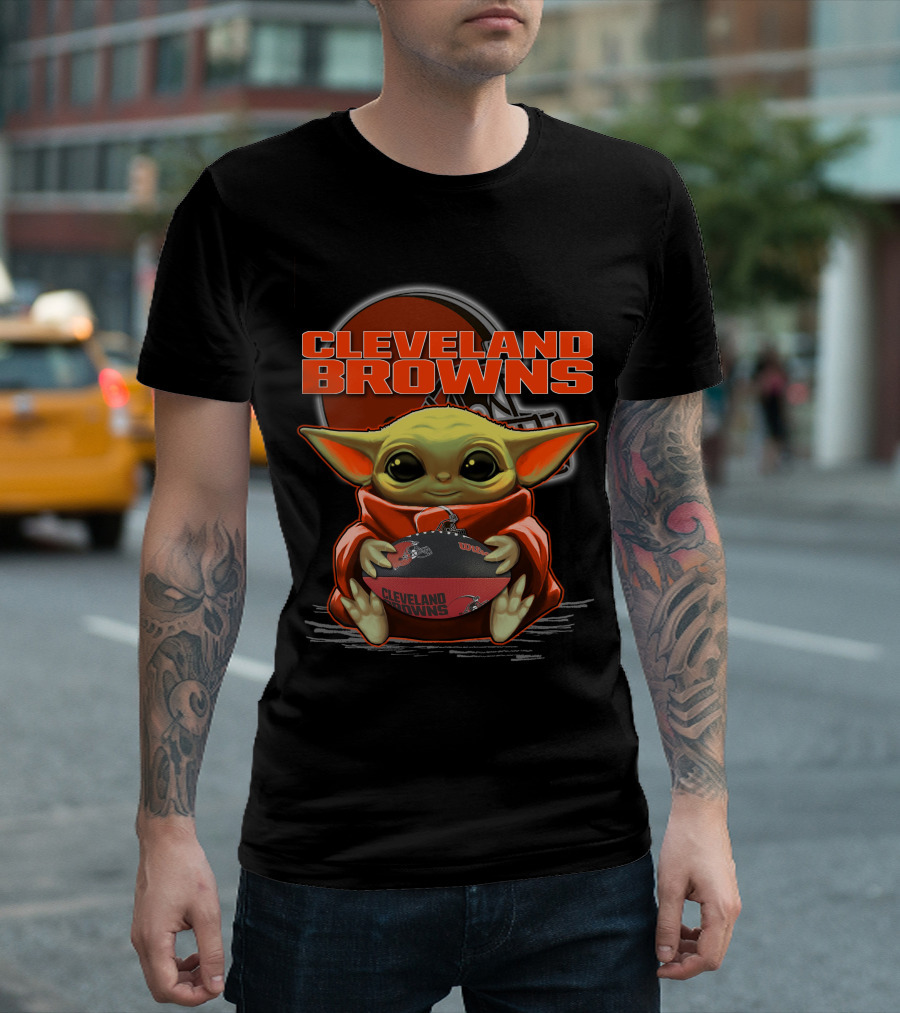 Yoda Cleveland Browns Football Holding Baby Yoda Fan T-Shirt