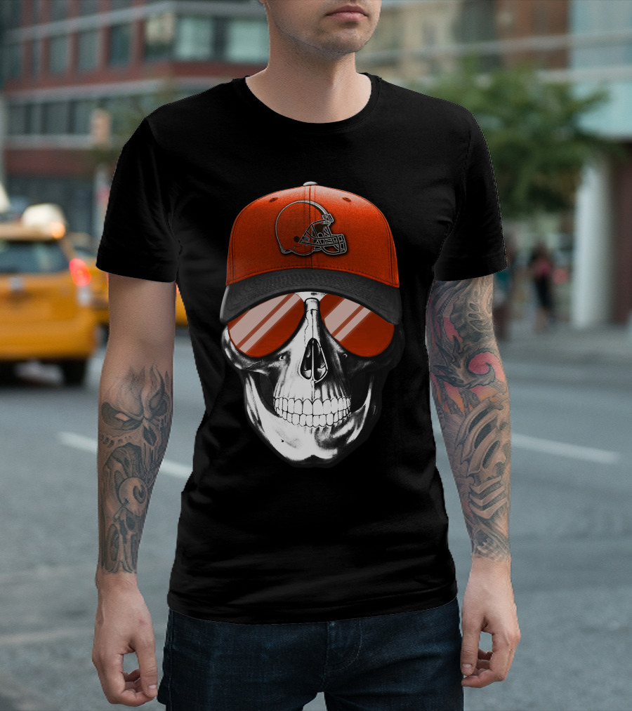 Cleveland Browns Skull with Football Helmet Hat and Sunglasses T-Shirt