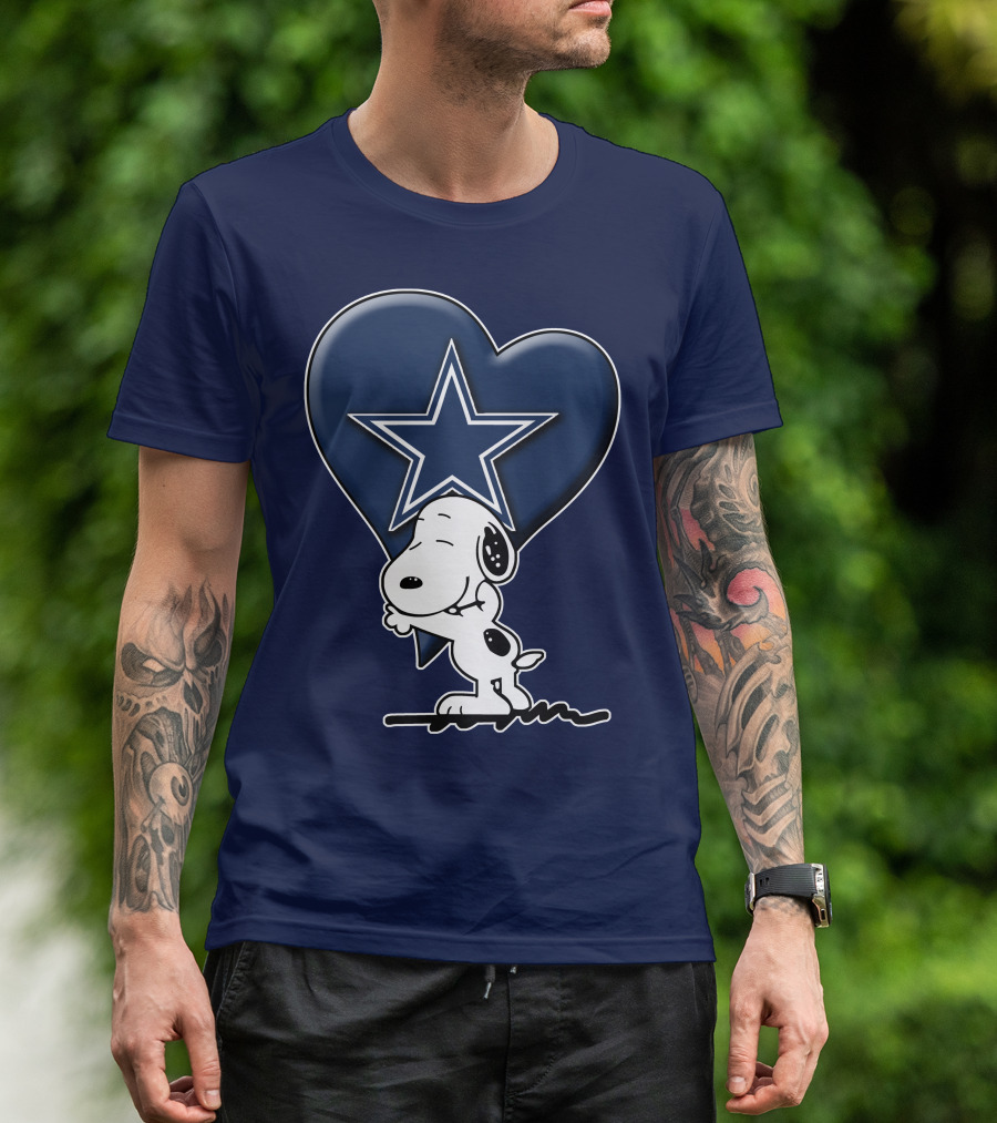 Snoopy Hugging Heart With Dallas Cowboys Star T-Shirt