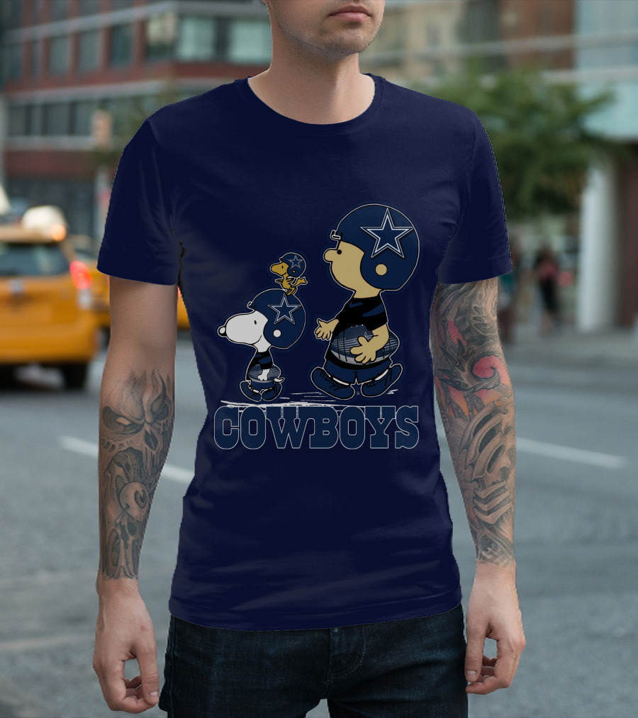 Snoopy Charlie Brown Dallas Cowboys Football Stars T-Shirt