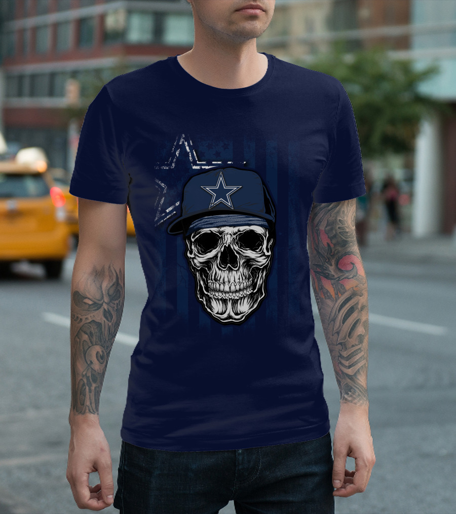 Skull Dallas Cowboys Star Cap with Stripes Background T-Shirt