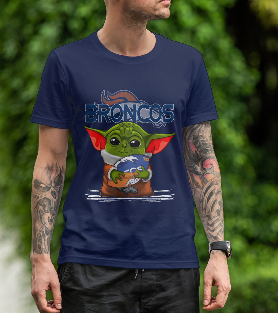 Yoda Holding Denver Broncos Logo With Baby Alien In Orange Robe T-Shirt