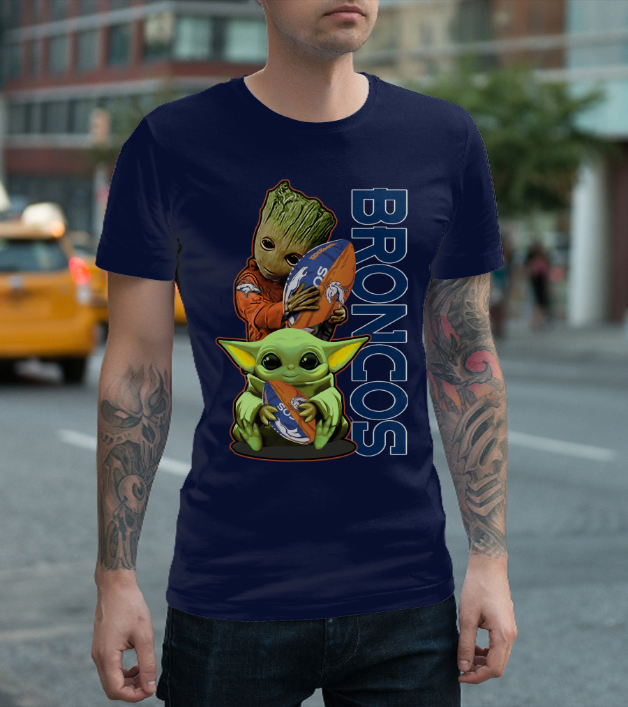 Grzd Denver Broncos Groot And Baby Yoda Holding Broncos Football T-Shirt