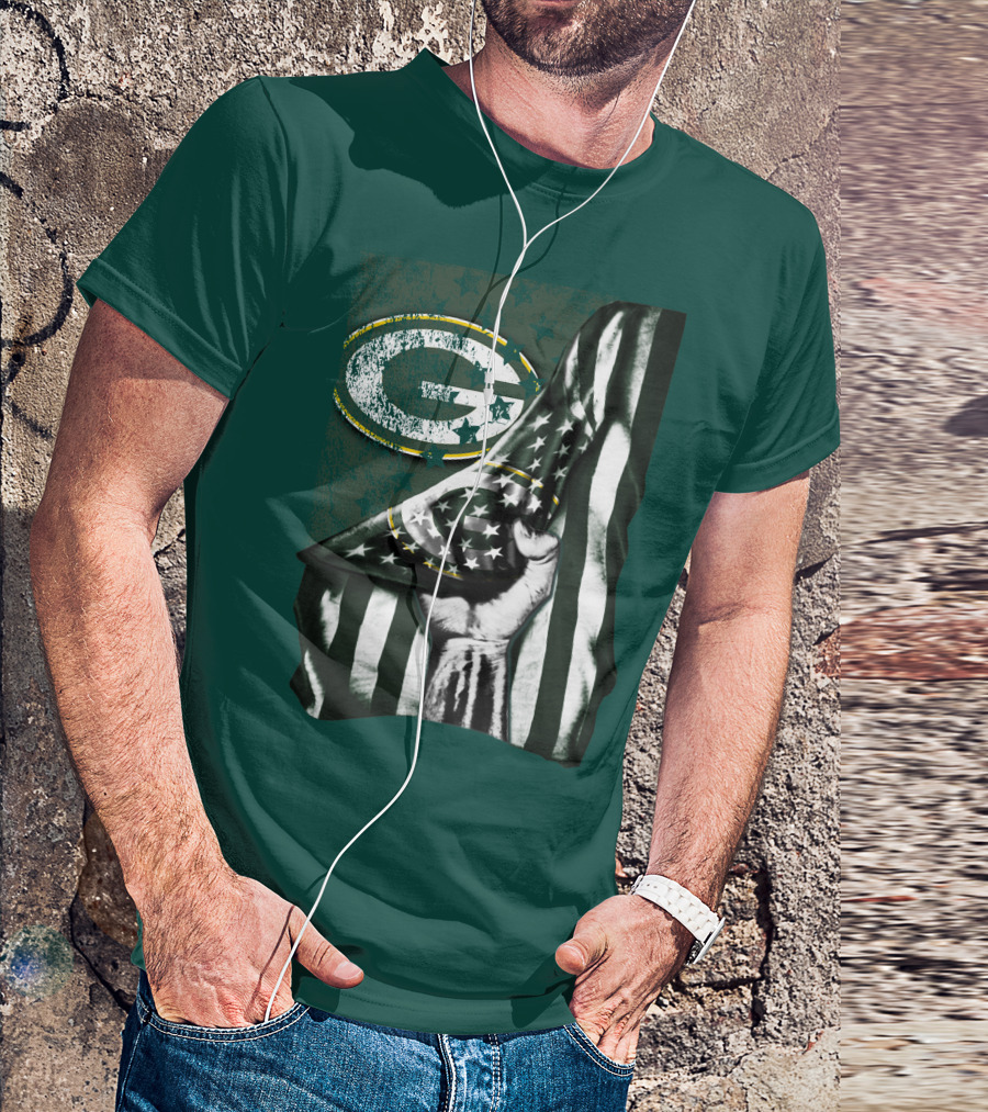 Flag V1 Green Bay Packers Stars And Stripes Power Fist T-Shirt