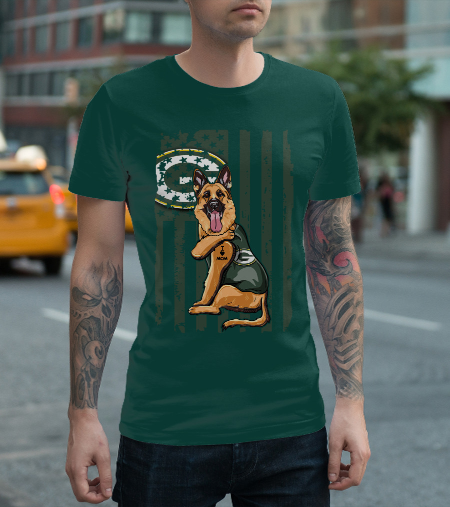 German Shepherd I Love Mom Green Bay Packers Fan T-Shirt