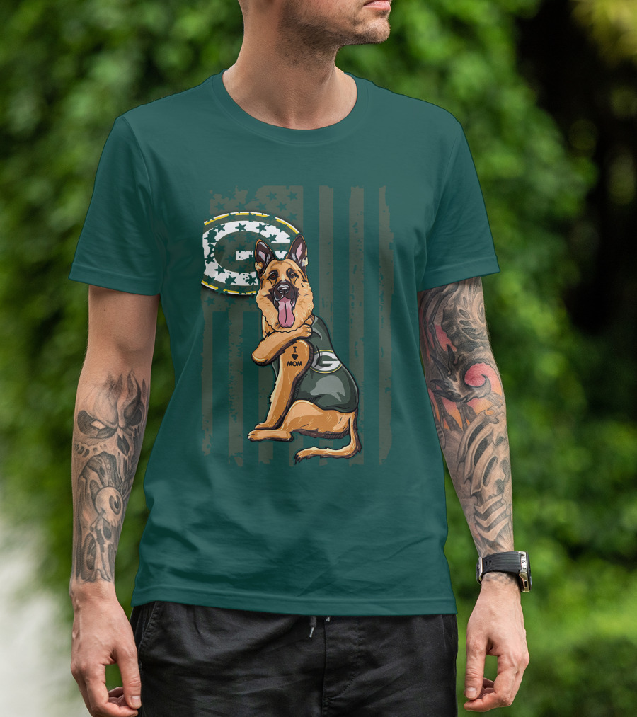 German Shepherd I Love Mom Green Bay Packers Fan T-Shirt