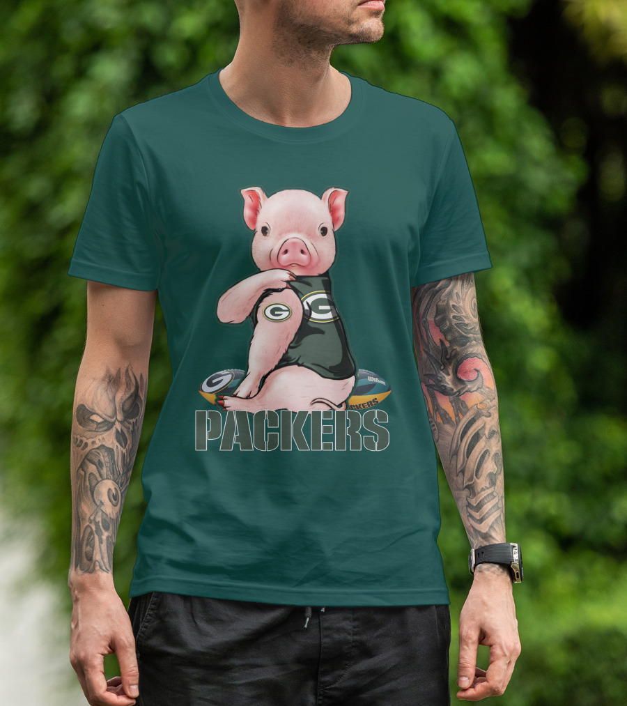 Green Bay Packers Pig Holding Football T-Shirt