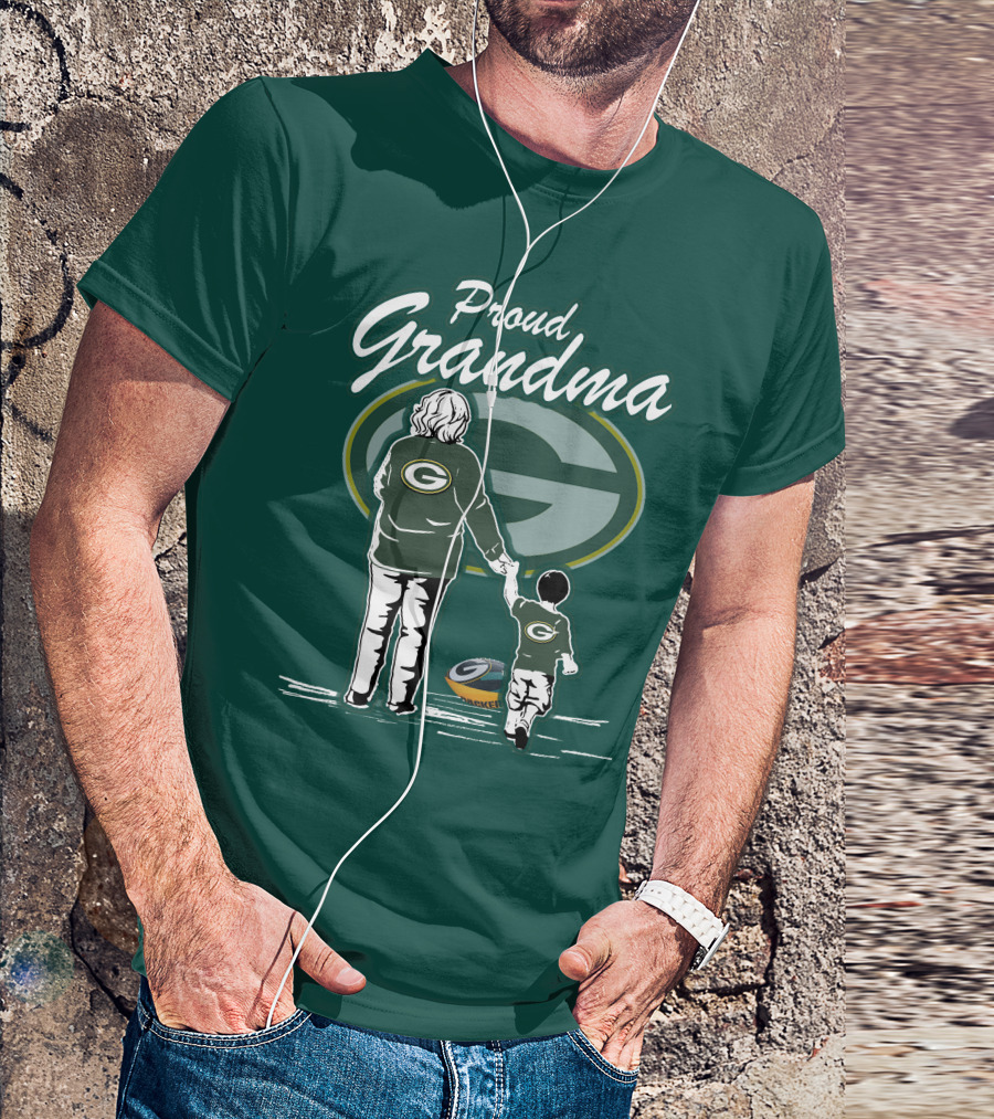Proud Grandma Green Bay Packers Family Logo Scene T-Shirt