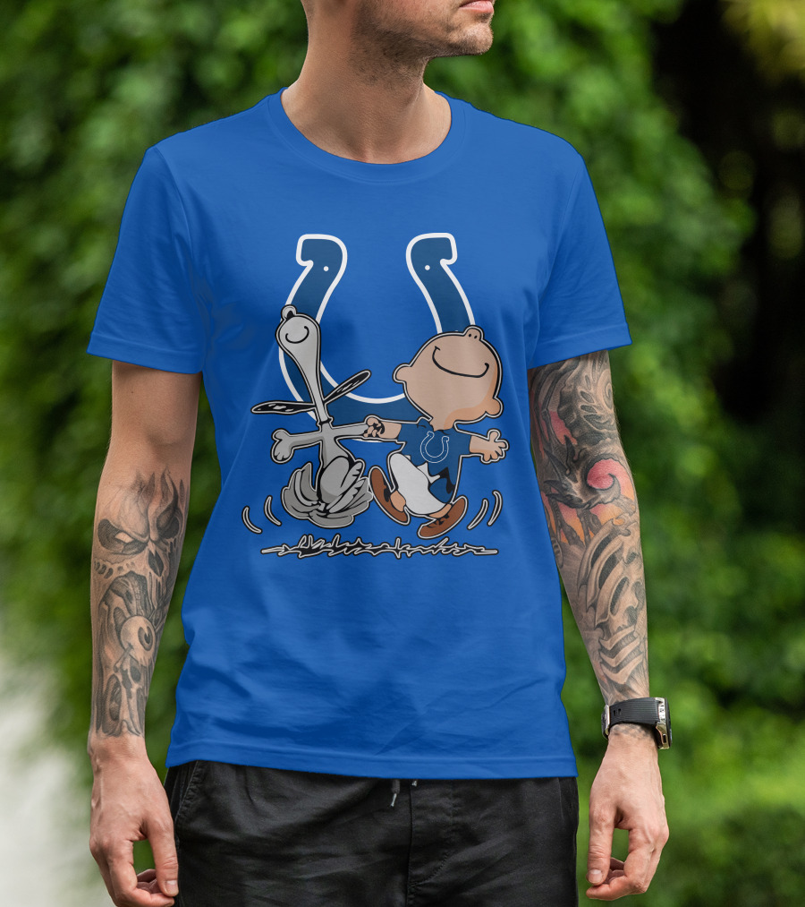 Indianapolis Colts Snoopy And Charlie Brown Dancing T-Shirt