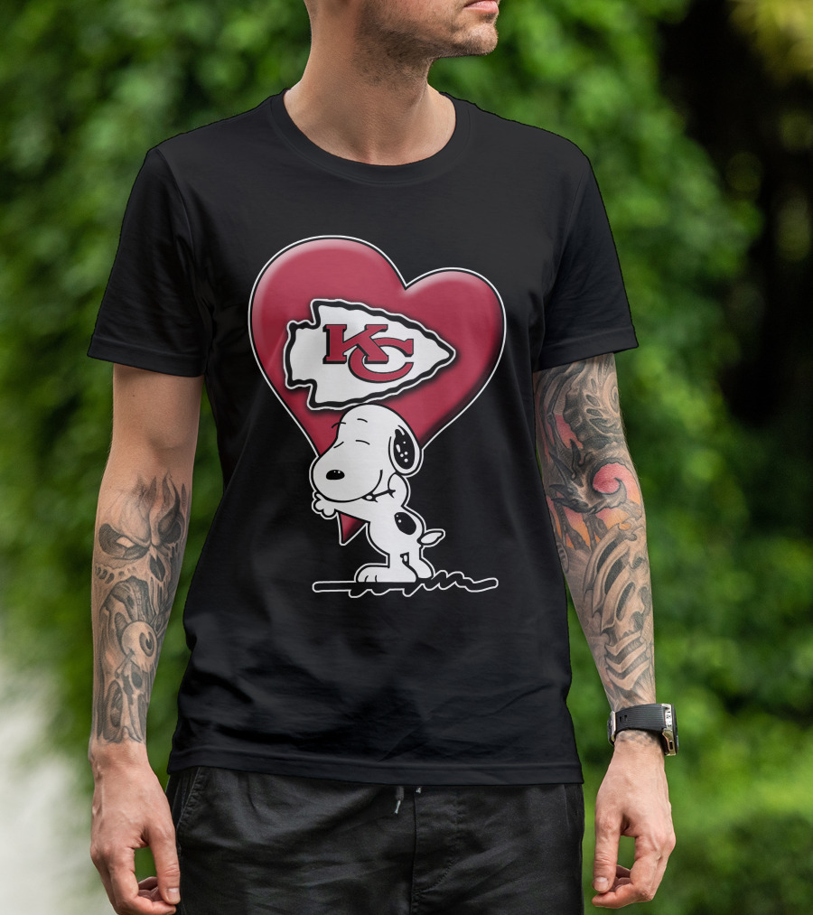 Snoopy Kansas City Chiefs Heart T-Shirt