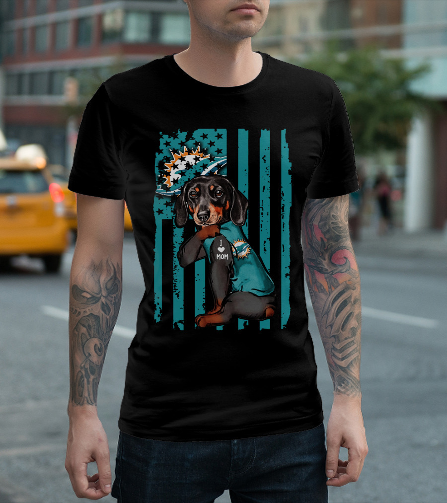 Dachshund I Love Mom Miami Dolphins Nfl Team Fan Dog And Flag T-Shirt