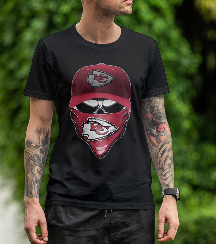 Skull Kansas City Chiefs Bandana Hat T-Shirt