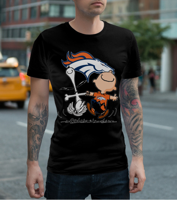 Snoopy Charlie Brown Dancing With Denver Broncos T-Shirt