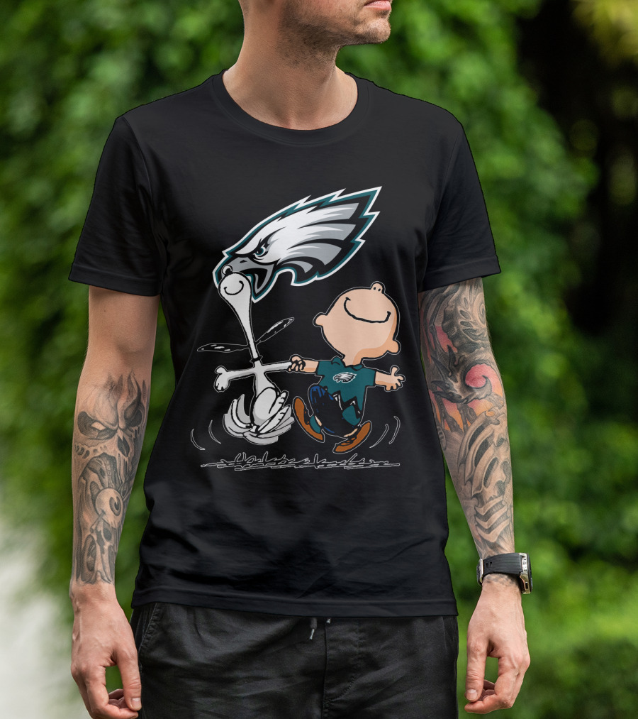Snoopy And Philadelphia Eagles Logo Dance T-Shirt