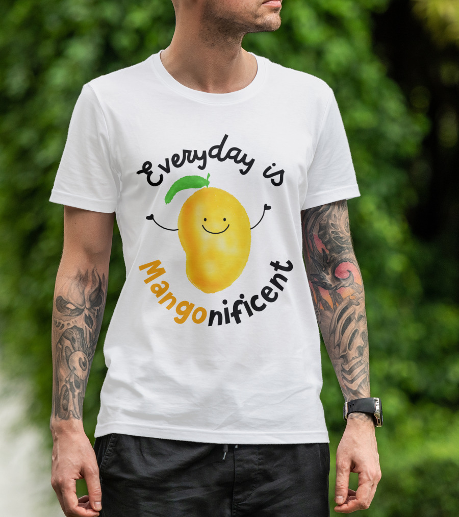 Everyday Is Mangonificent Smiling Mango Punny T-Shirt
