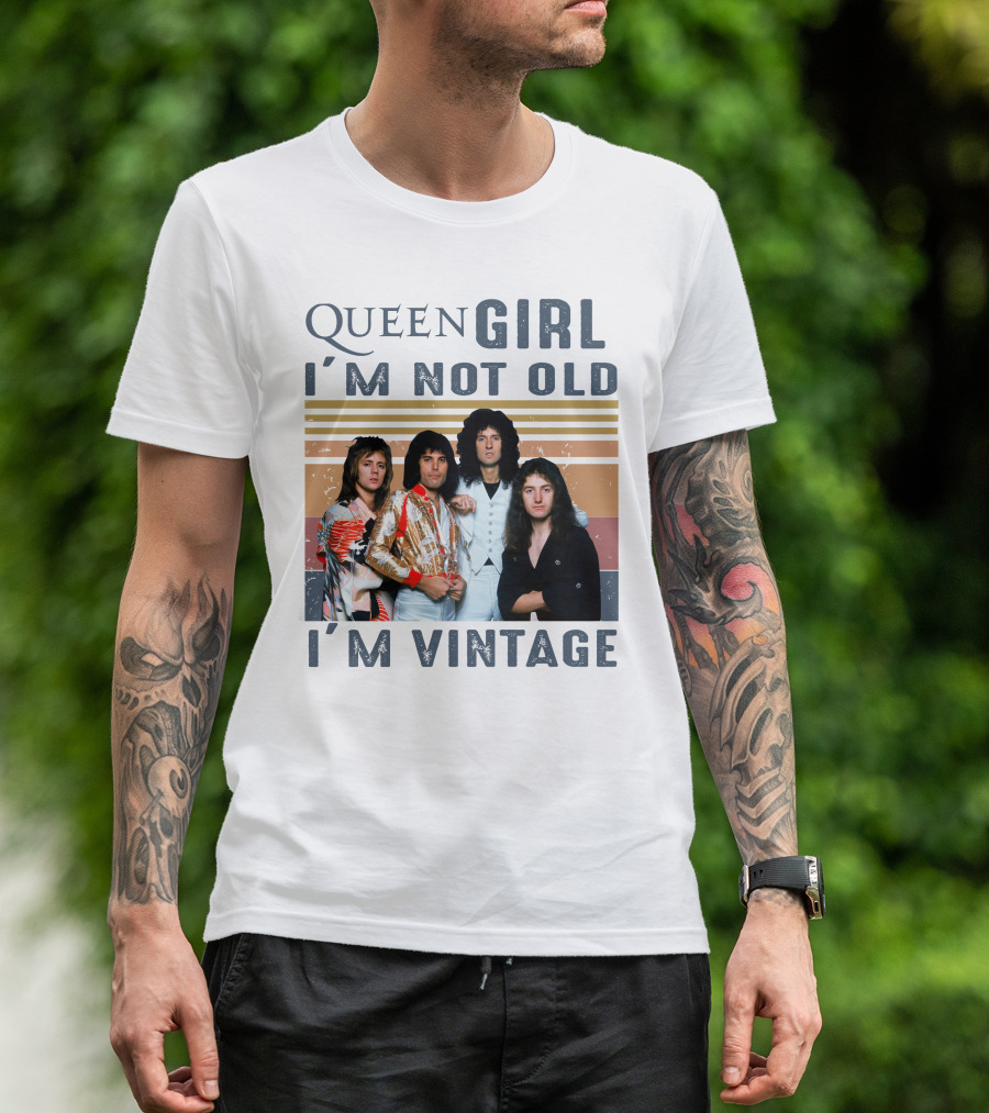 Queen Girl I'm Not Old I'm Vintage T-Shirt