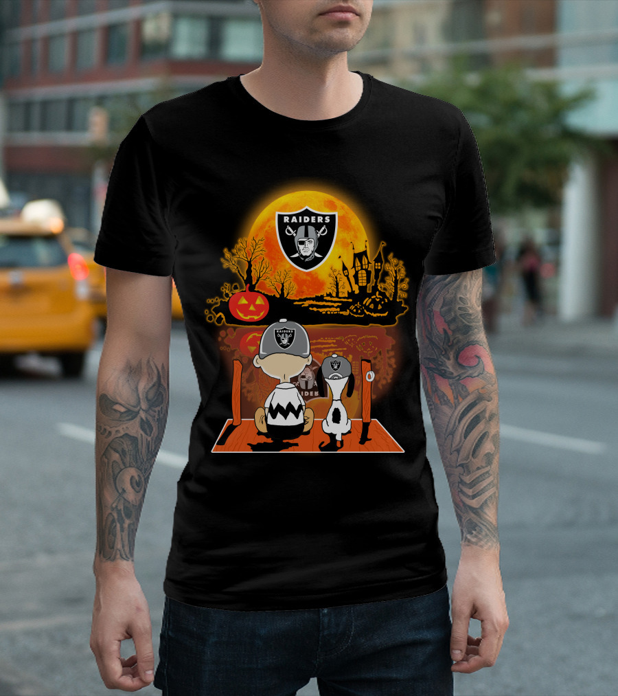 Raiders Halloween Snoopy Charlie Brown Pumpkin Moon T-Shirt