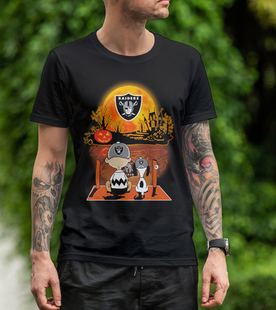 Raiders Halloween Snoopy Charlie Brown Pumpkin Moon T-Shirt