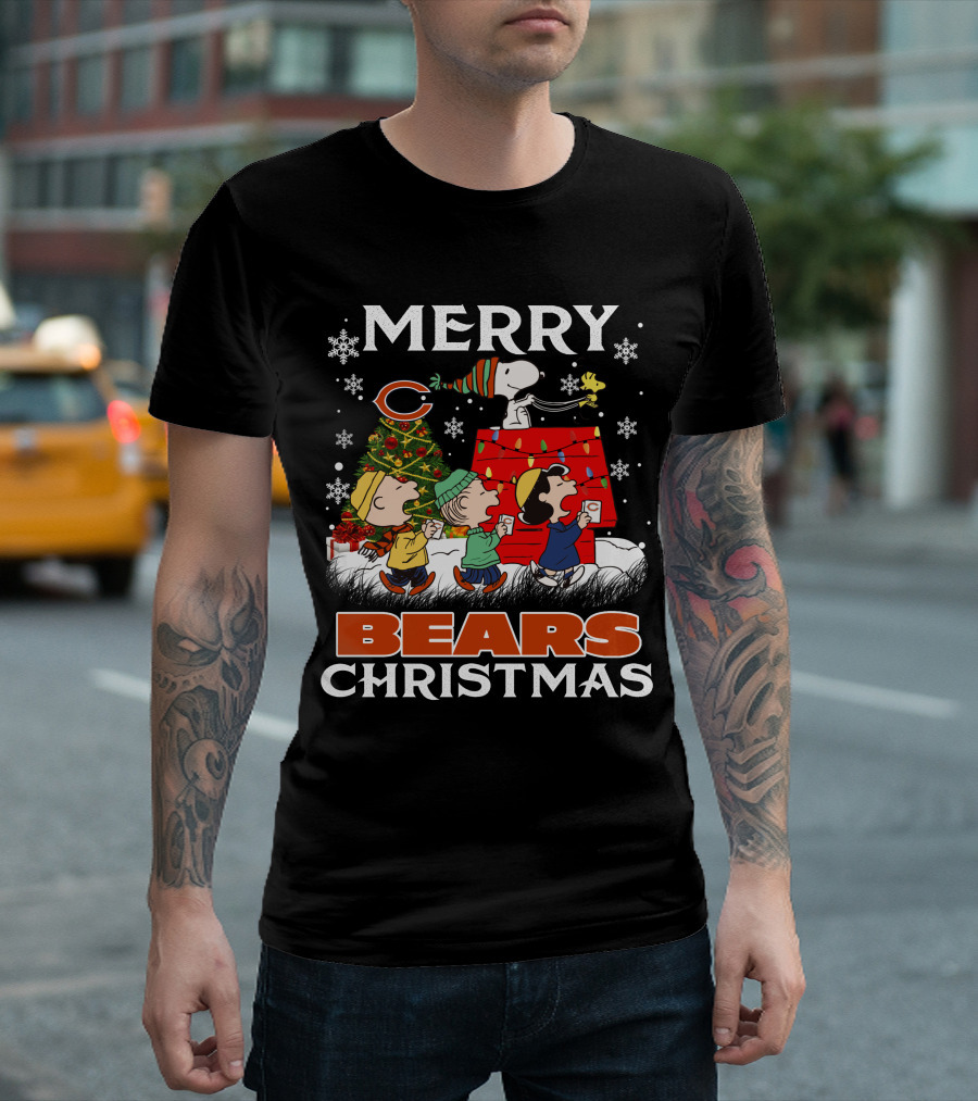 Chicago Bears Snoopy Merry Christmas Peanuts Holiday T-Shirt
