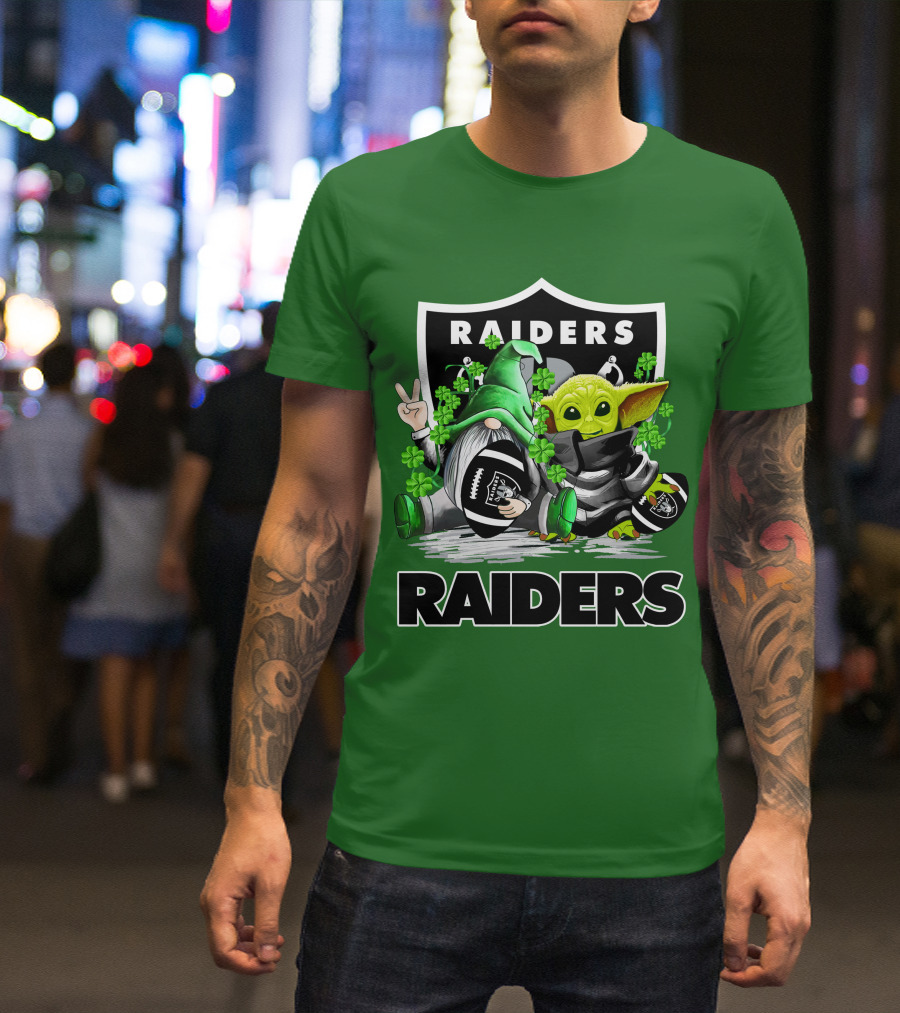Raiders St. Patrick’s Day Football Gnome And Baby Alien With Clover Footballs T-Shirt