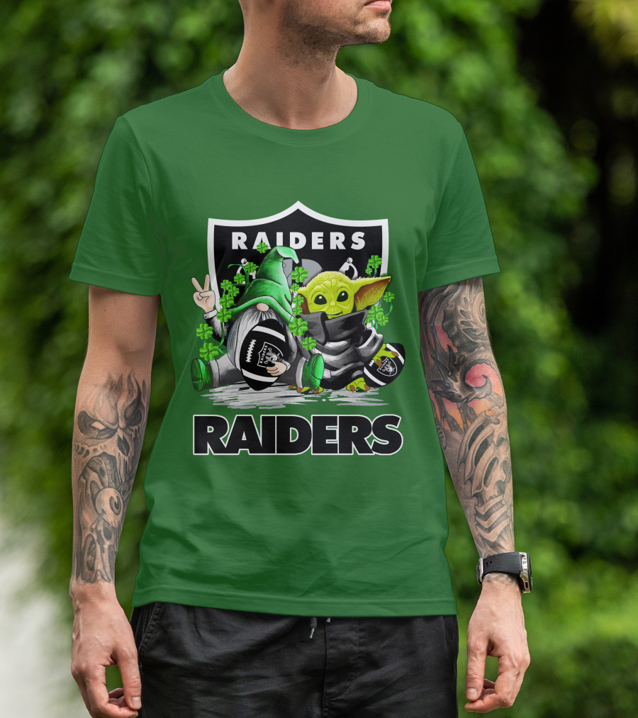 Raiders St. Patrick’s Day Football Gnome And Baby Alien With Clover Footballs T-Shirt