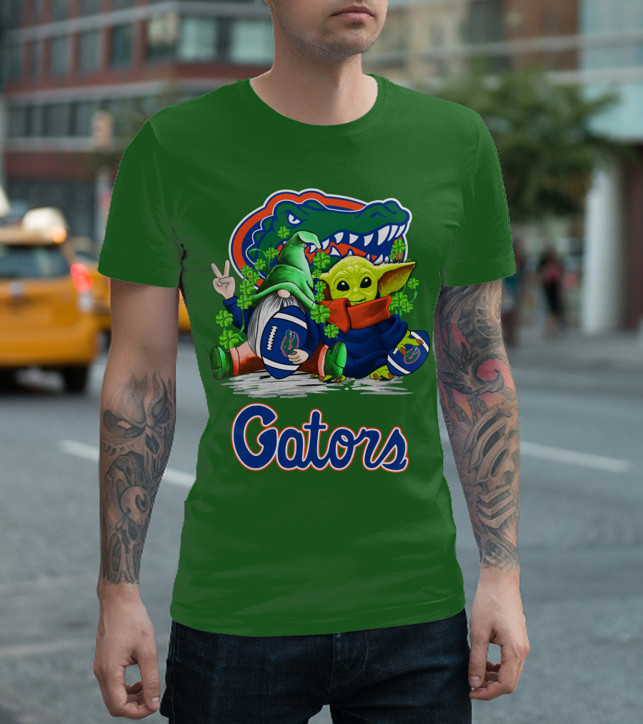 Florida Gators Football St. Patrick's Day Gnome And Baby Alien T-Shirt