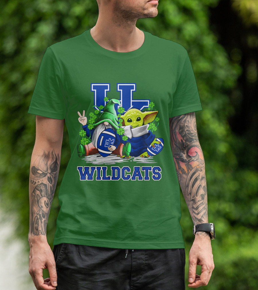 Kentucky Wildcats Football St. Patrick’s Day Shamrock Gnome And Green Alien T-Shirt