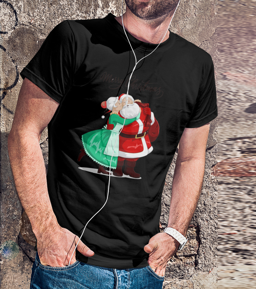 Merry Christmas Santa Claus And Mrs. Claus Embracing Holiday Scene T-Shirt