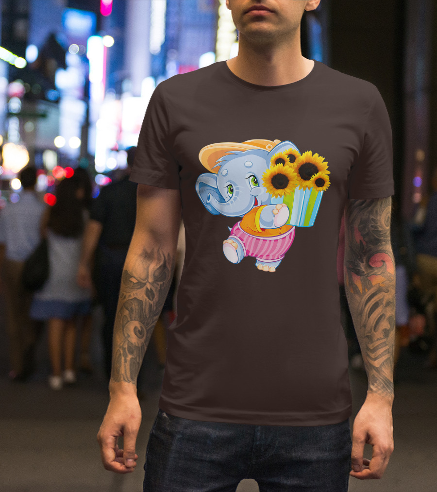 Cute Baby Elephant With Sunflowers And Pink Striped Shorts T-Shirt