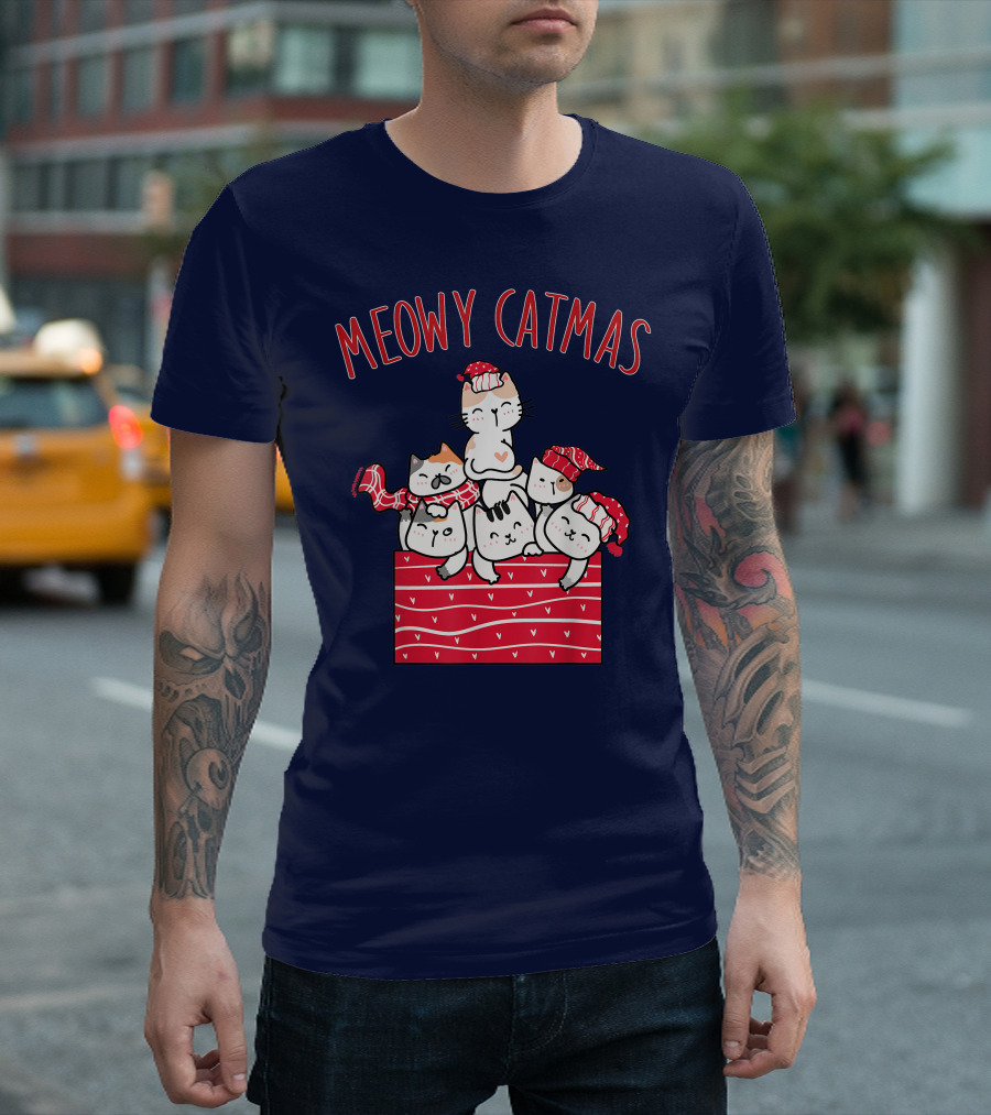 Meowy Catmas Cute Kawaii Anime Christmas Cats T-Shirt