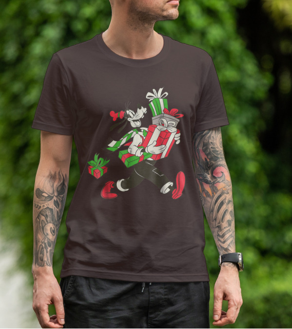 Disney Vintage Goofy Holiday Presents Carrying Christmas Gifts T-Shirt