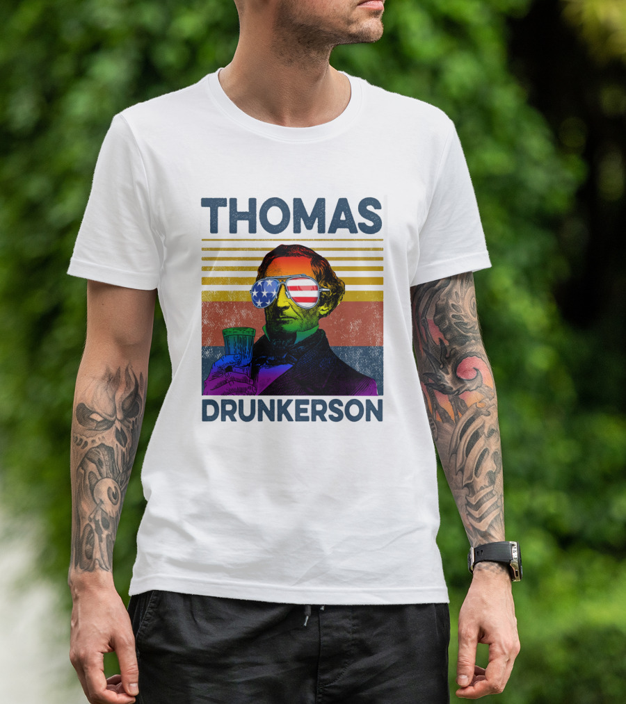 THOMAS DRUNKERSON USA Flag Sunglasses Drinking Beer T-Shirt