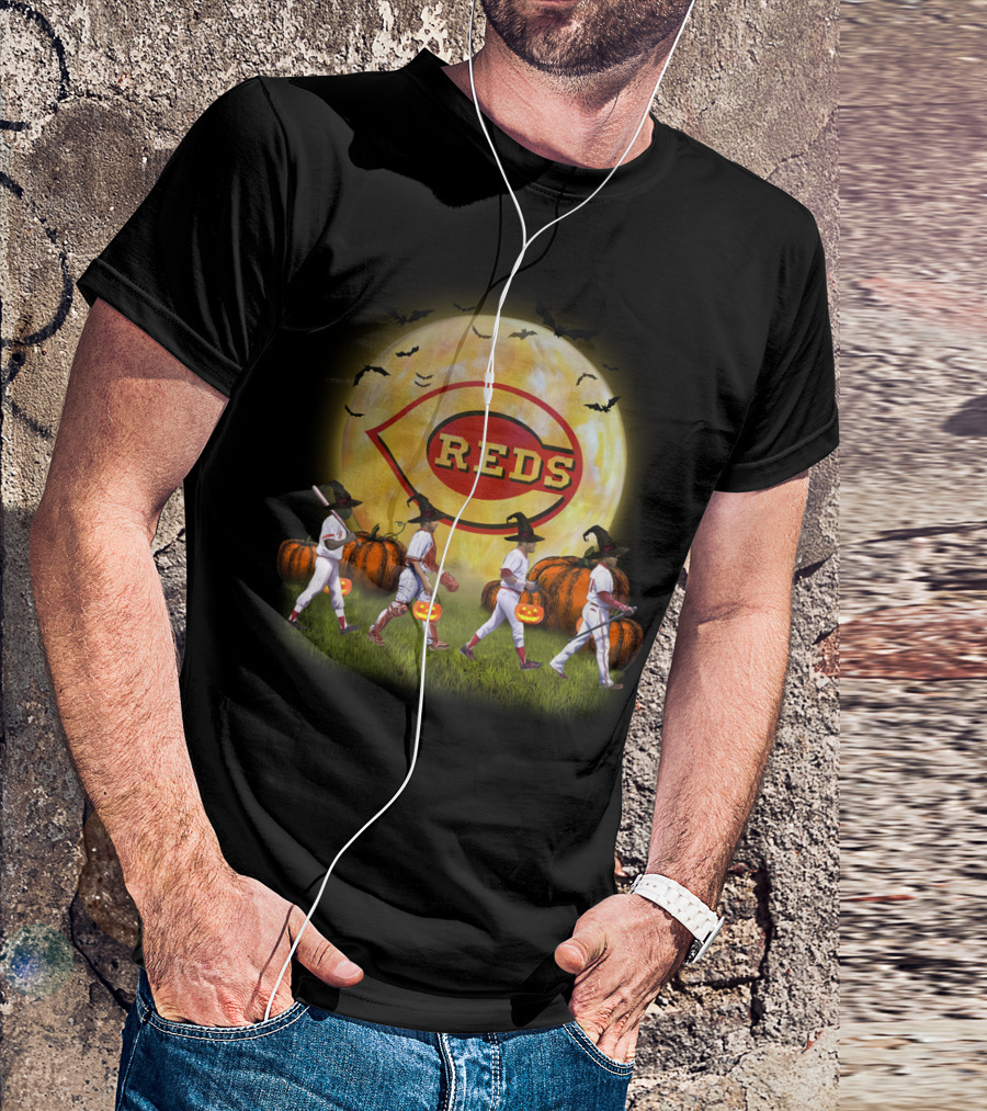 Cincinnati Reds Halloween Witch Walk With Pumpkins And Bats T-Shirt