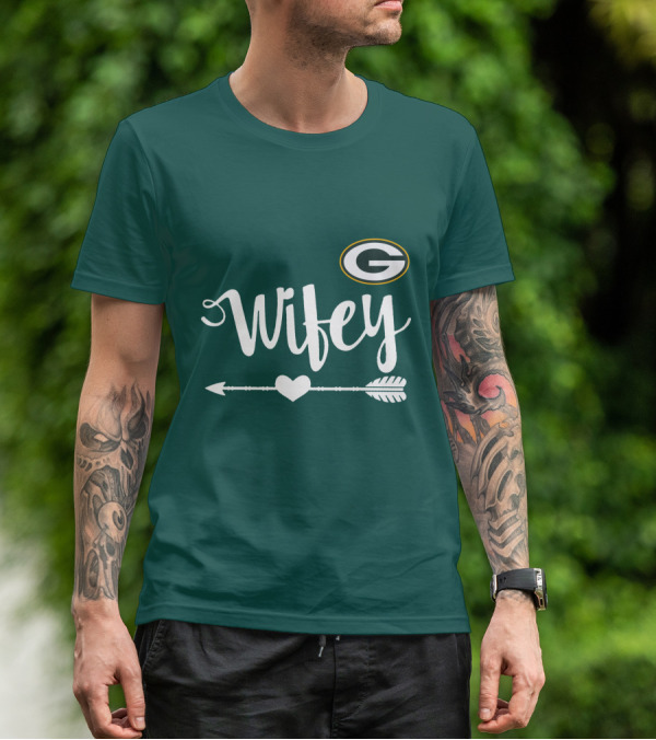 Wifey Green Bay Packers Arrow Heart T-Shirt