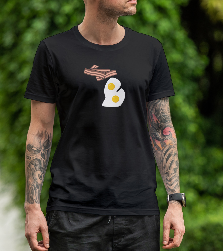 Michigan Breakfast Combo Fried Eggs And Crispy Bacon T-Shirt