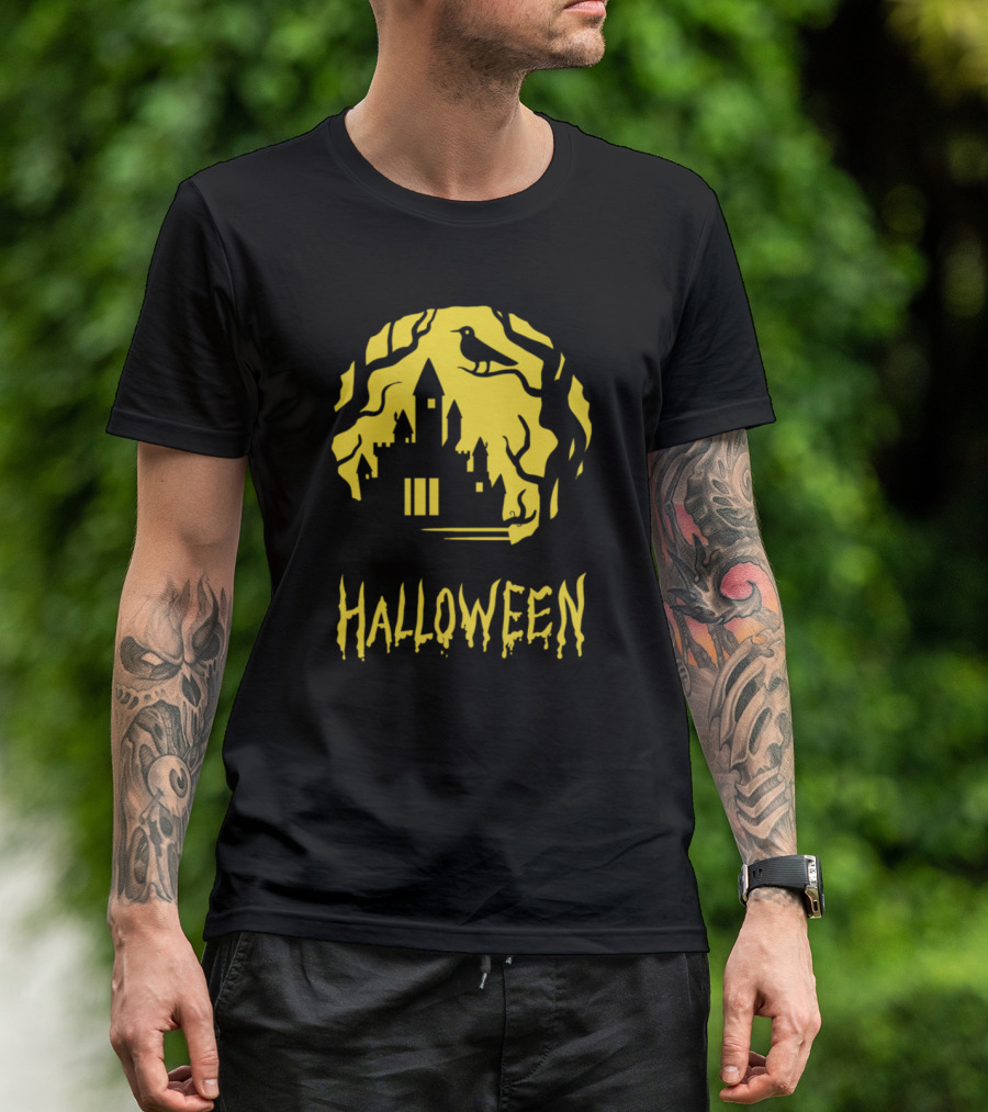 Halloween Horror Castle No Place To Hide Raven T-Shirt