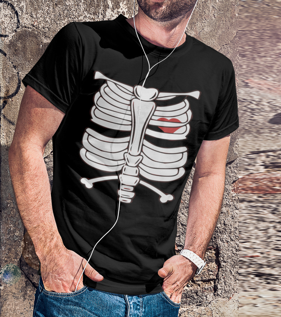 Halloween Funny Skeleton Rib Cage Heart T-Shirt
