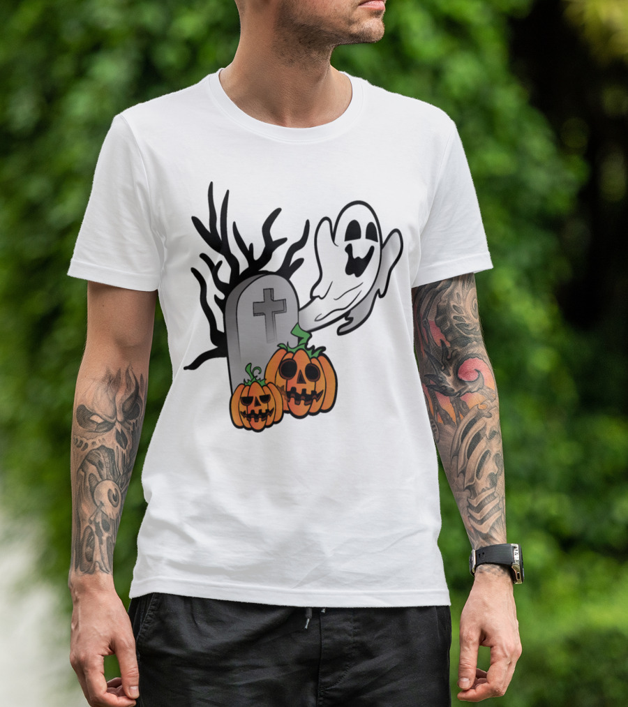 Ghostly Halloween Pumpkins And Scary Grave Stone Fright T-Shirt
