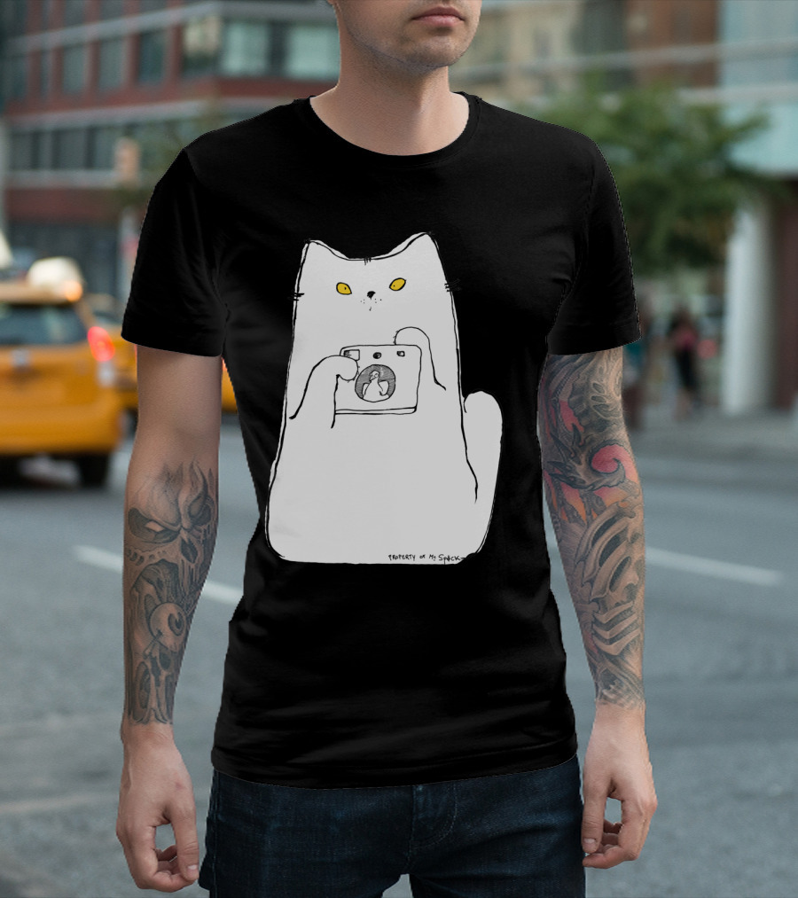 Spocky de Paris Property of Mr. Spock Cat Holding Camera T-Shirt